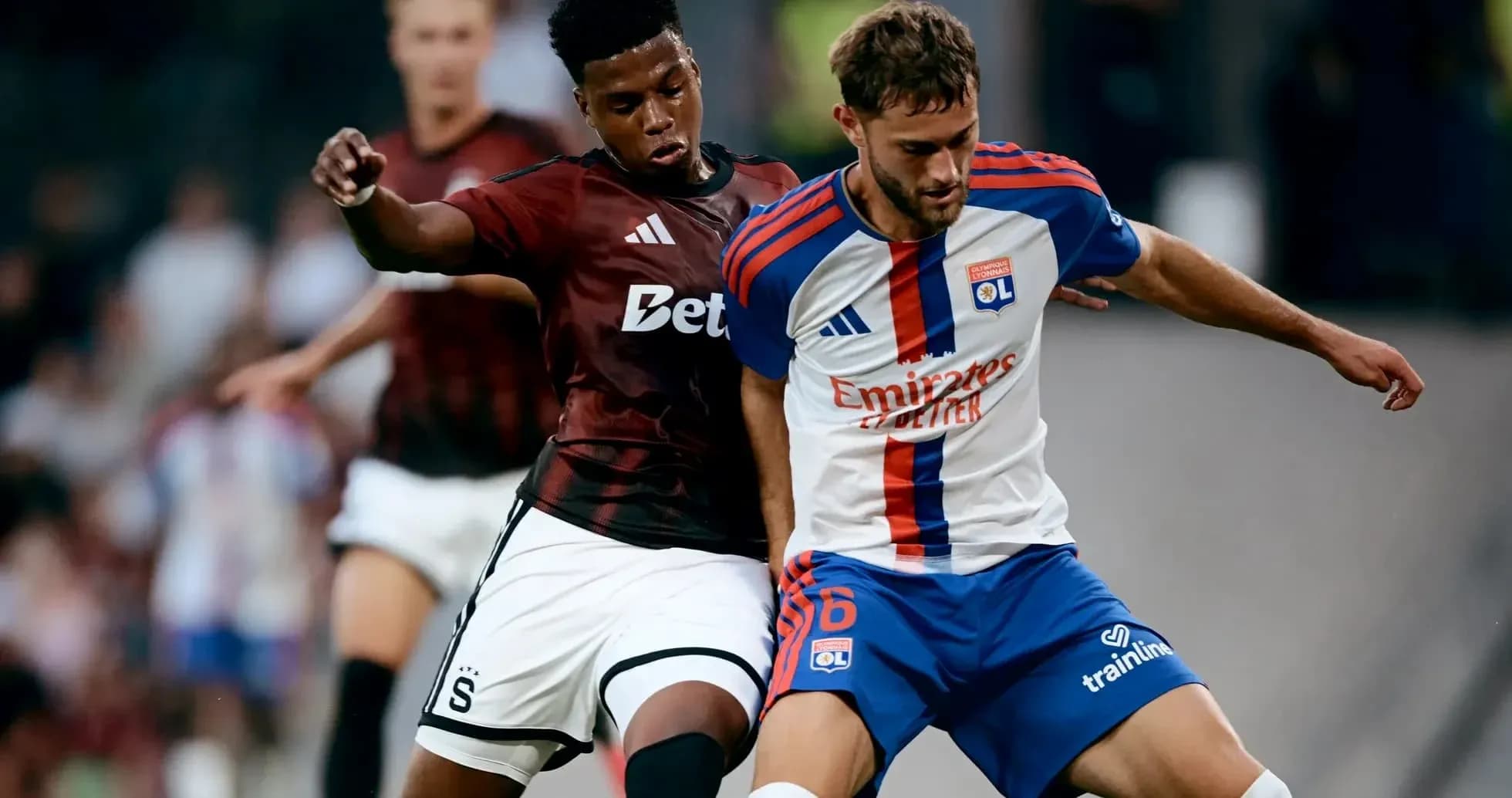 Lyon və Sparta Praha futbol matçı