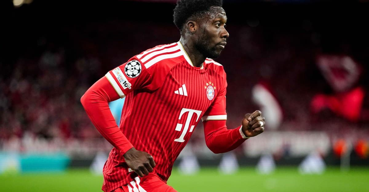 Bayern Munich player running during a match