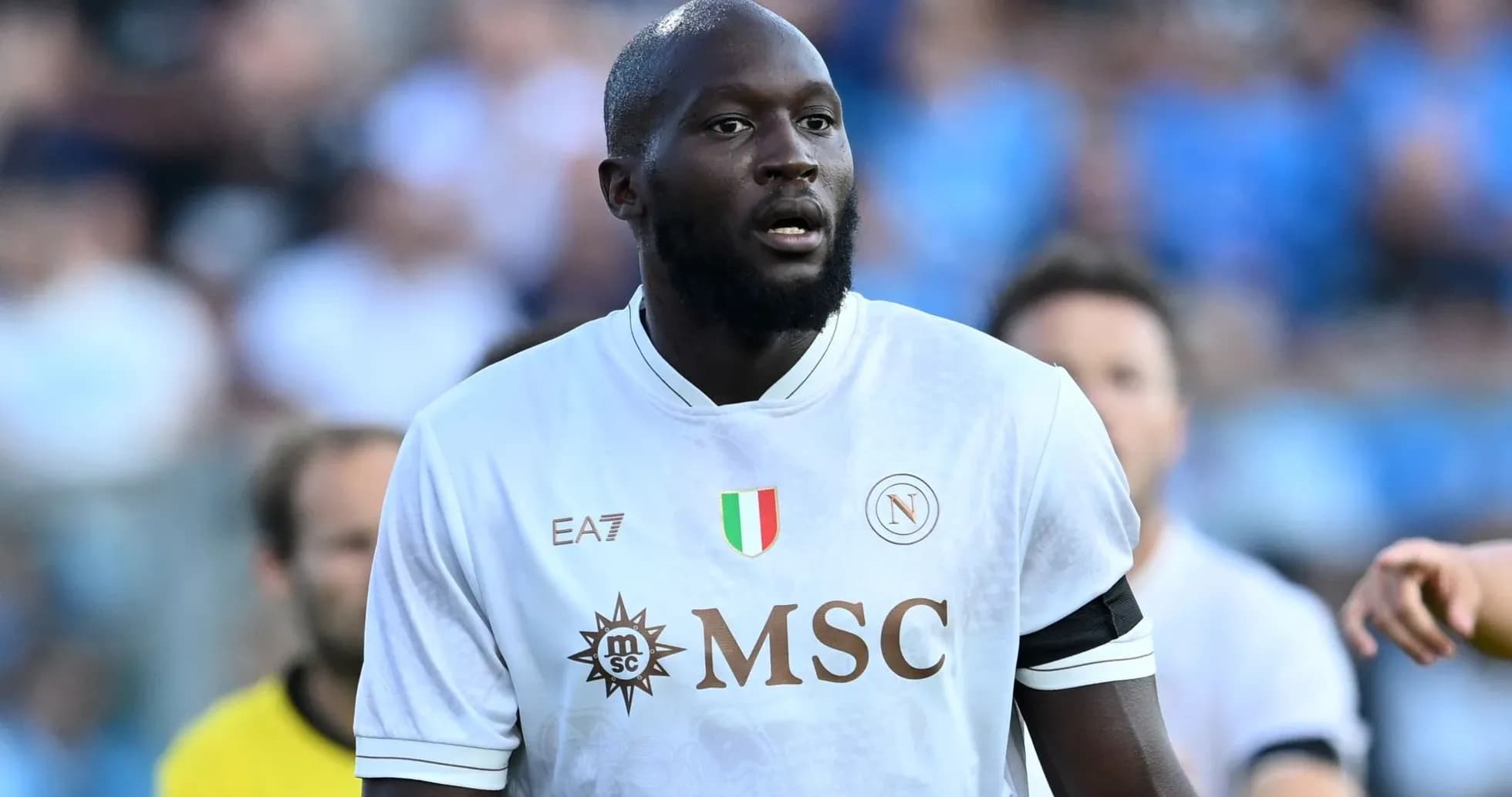 Futbolçu Napoli formasında oyun zamanı