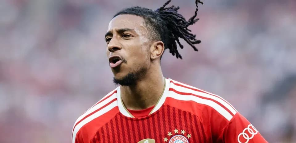 Bayern Munich player celebrating on the pitch