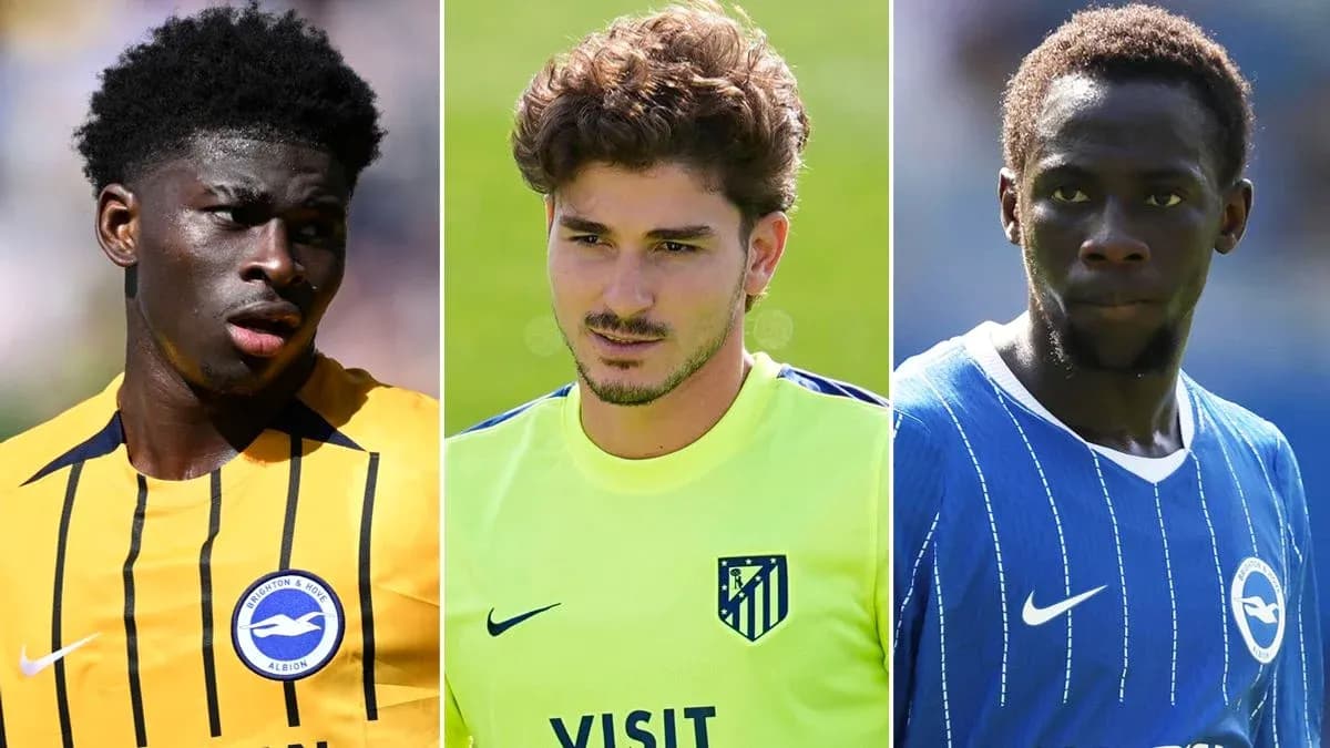 Üç futbolçunun portretləri yan-yana