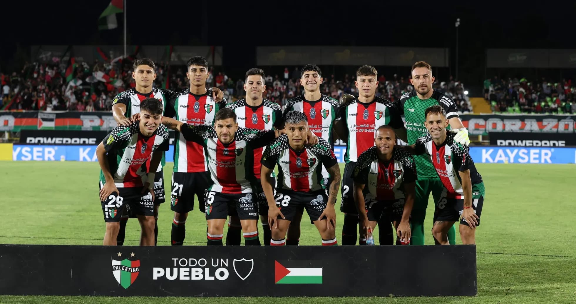 Palestino futbol komandası oyun öncəsi