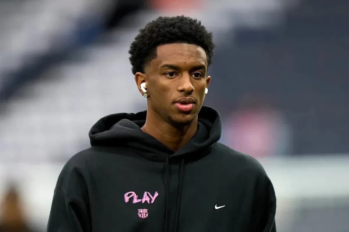 Player wearing headphones before the match