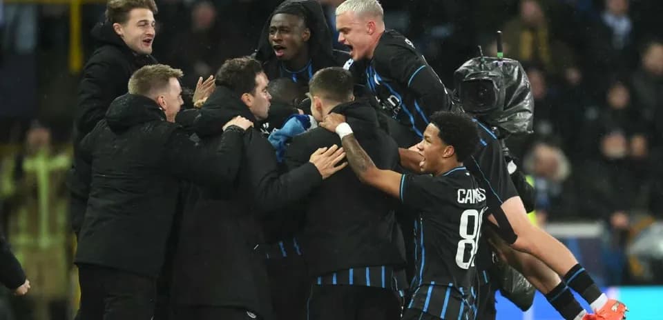 Club Brugge oyunçuları sevinir