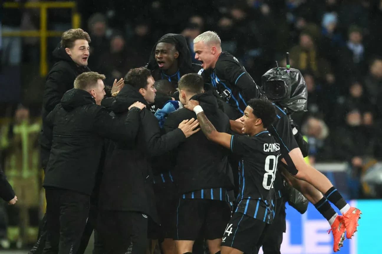 Club Brugge oyunçuları sevinir
