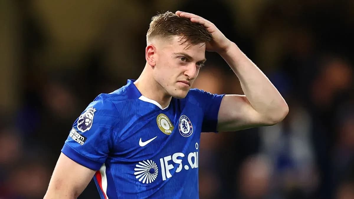 Chelsea player looking concerned during match
