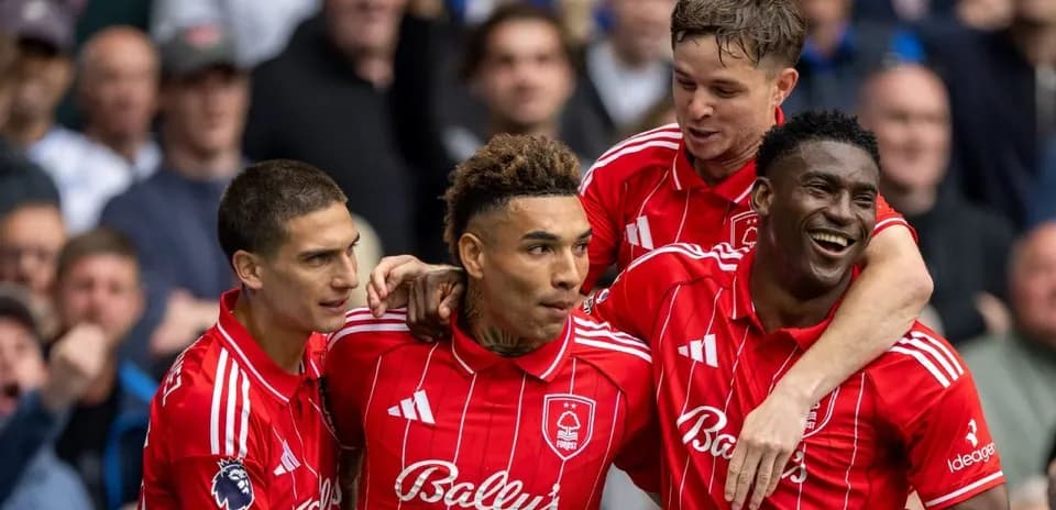 Nottingham Forest players celebrating a goal together