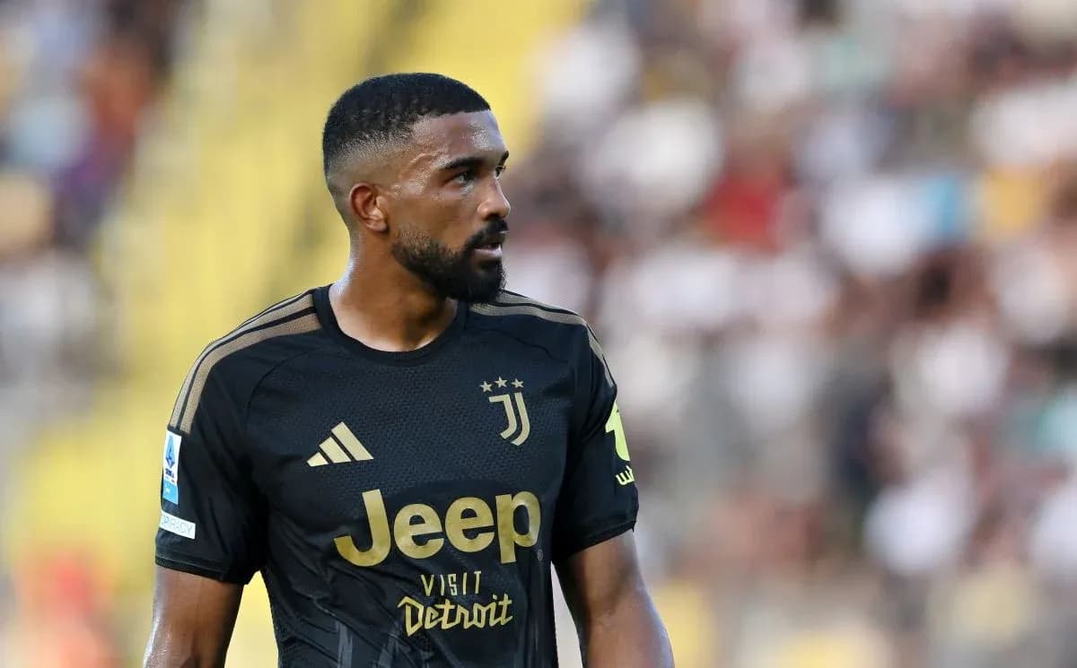 Juventus oyunçusu Frosinone qarşısında