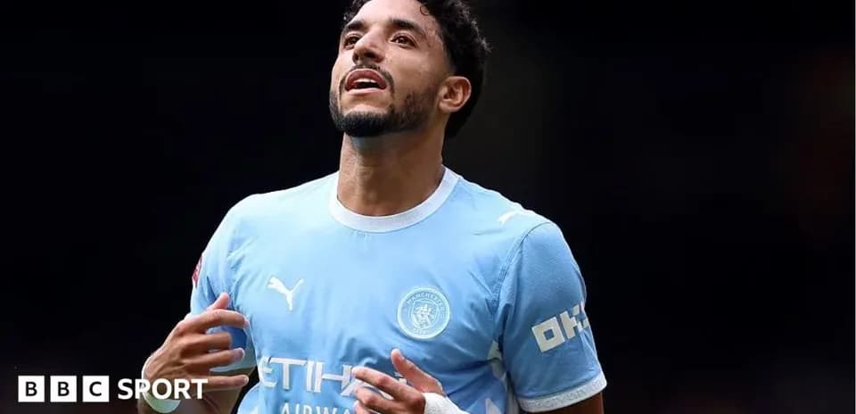 Futbolçu Manchester City formasında qol vurduğunu bildirir