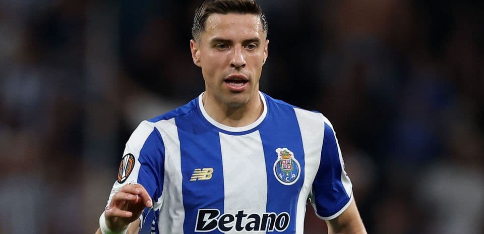 Futbolçu Porto formasında oyun zamanı