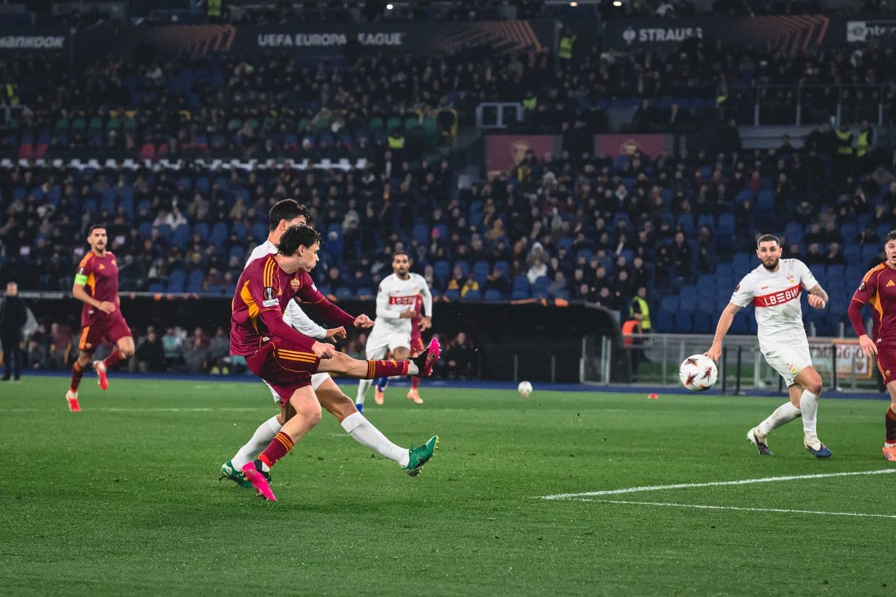 AS Roma 2:0 VfB Stuttgart: Niccolò Pisilli-nin dublu ilə qələbə.jpg
