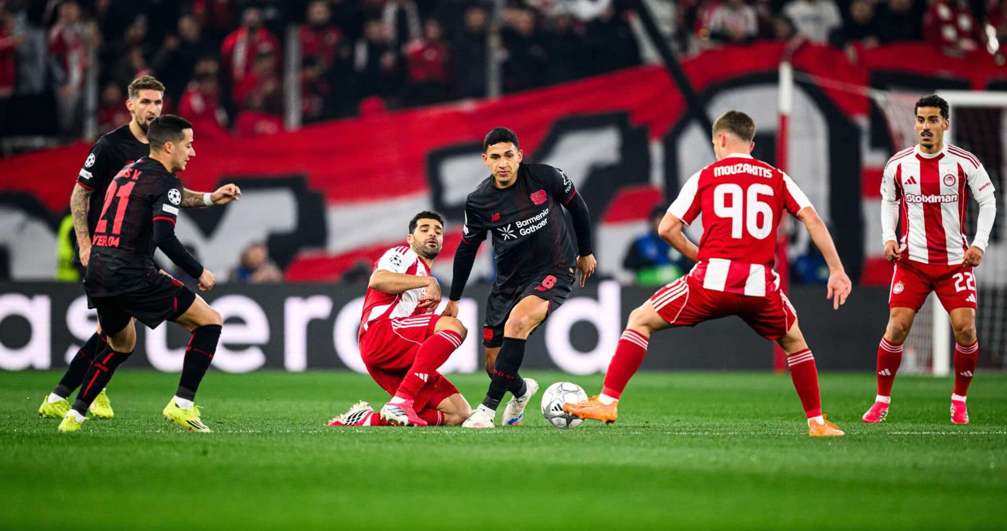 Olympiakos Piraeus – Bayer Leverkusen: Play-off öncəsi güc sınağı