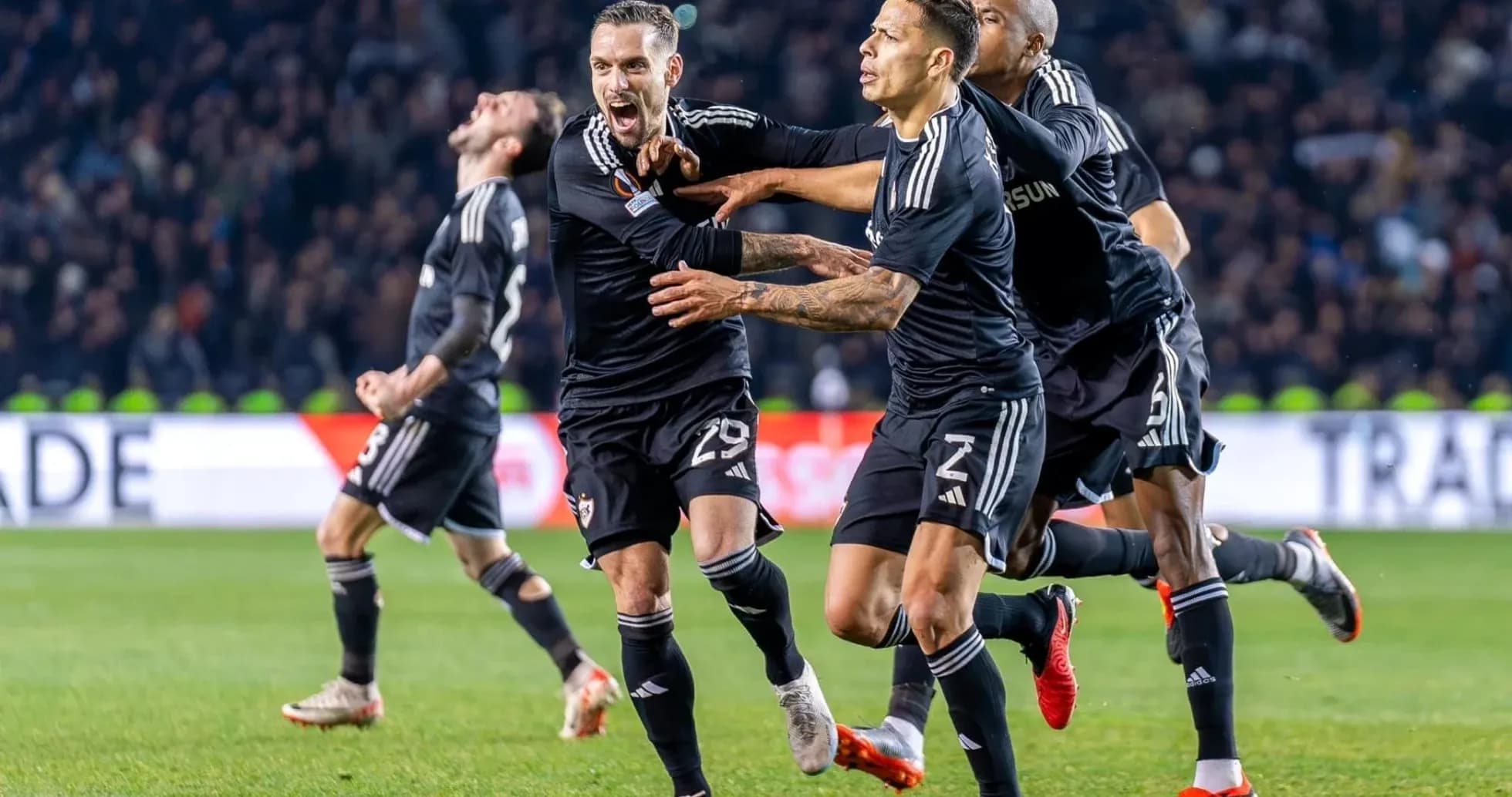 CSKA Sofia oyunçularının sevinci