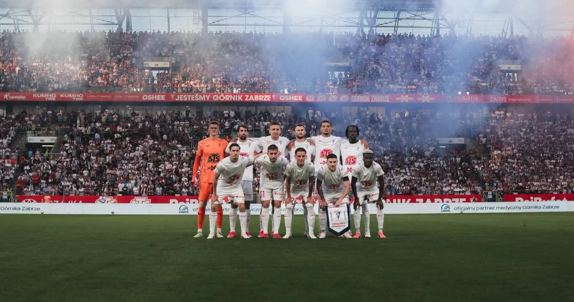 Gornik Zabrze komandası matç öncəsi