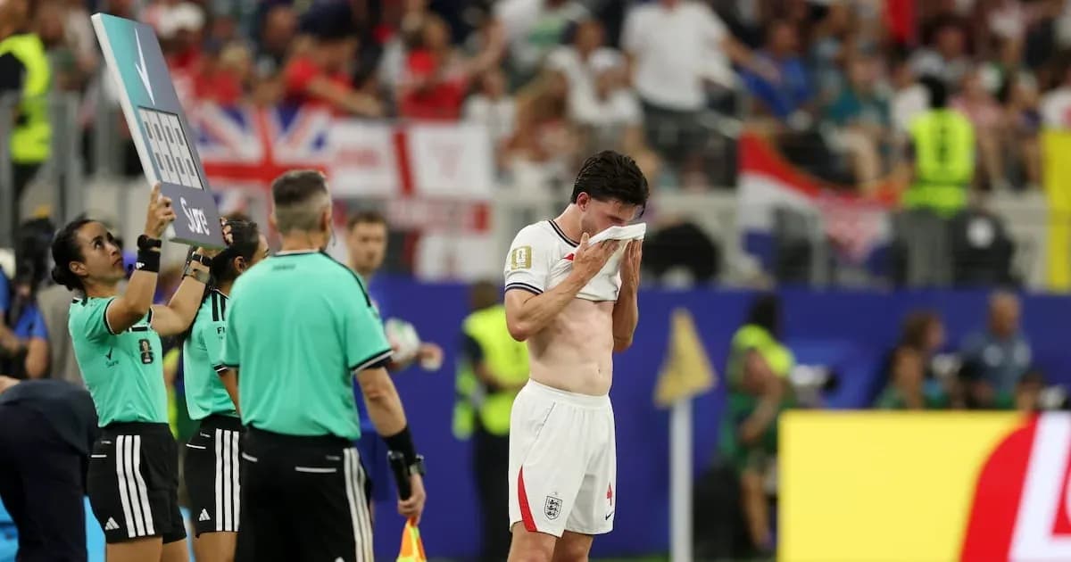 Player wiping face during substitution in match