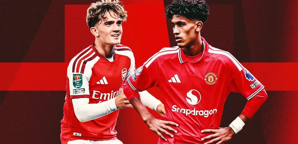 İki futbolçu Arsenal və Manchester United formalarında