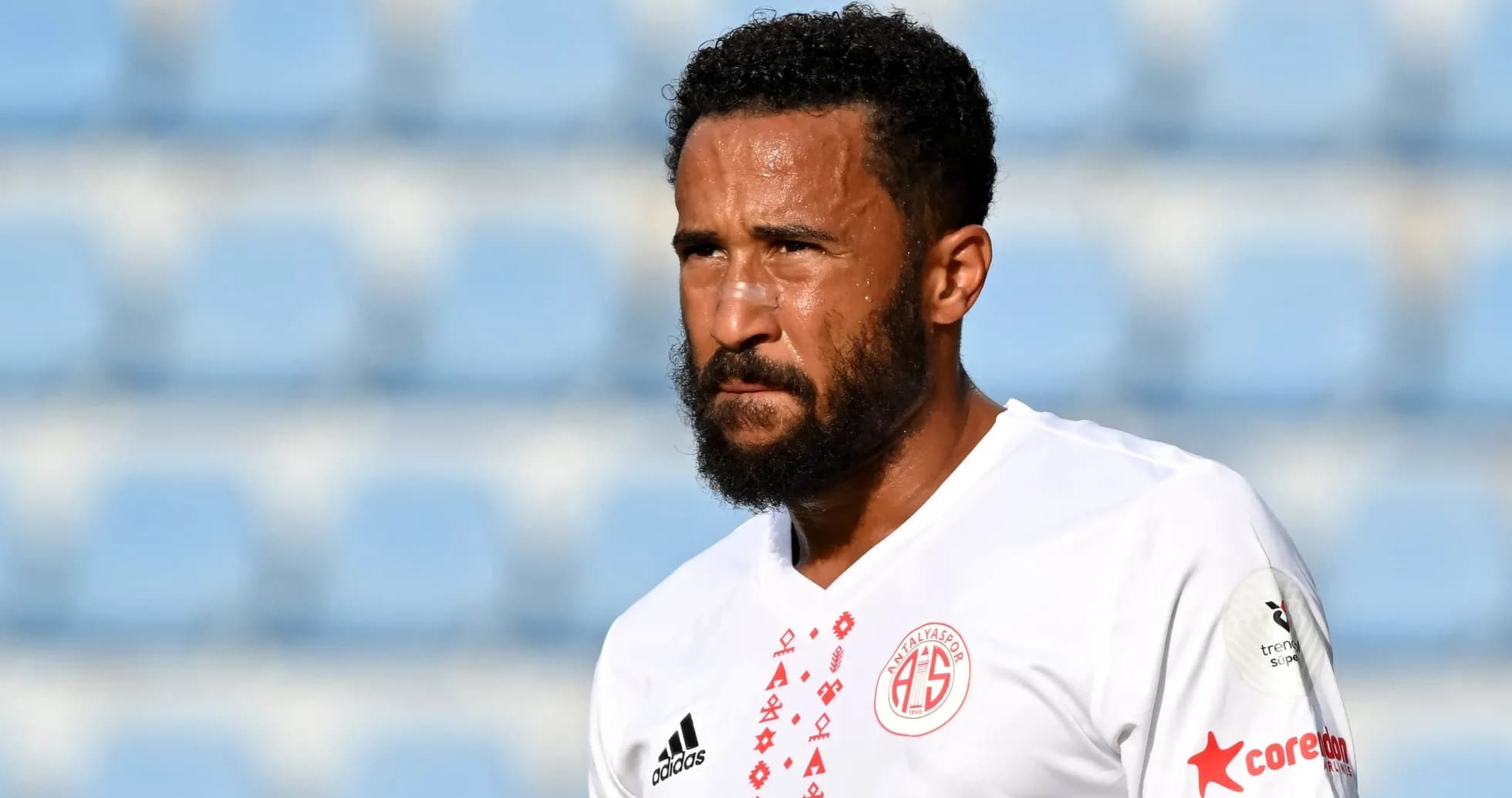 Futbolçu Antalyaspor formasında meydanda