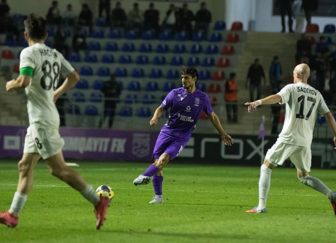 Qarabağ 0–2 Kapaz: Şok İtki və Gəncə Klubunun Mübarizəsi.jpg