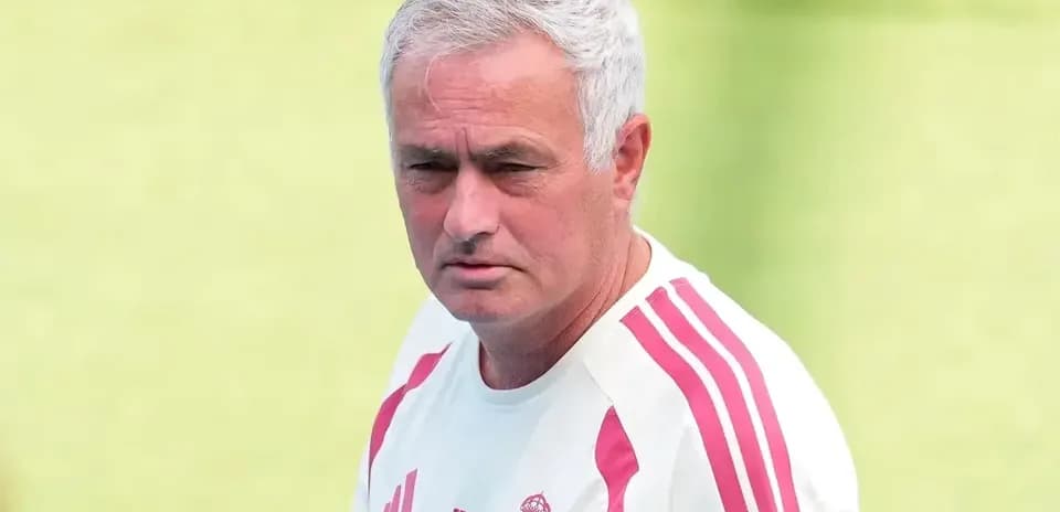 Jose Mourinho during training session at Real Madrid
