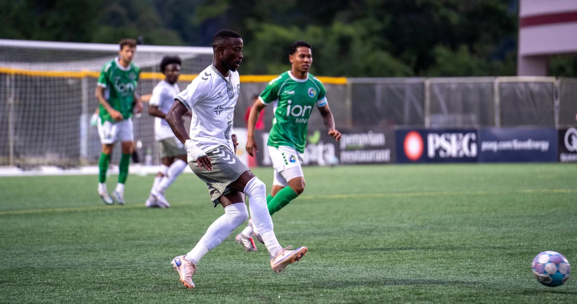NY Cosmos və Hartford Athletic oyunu