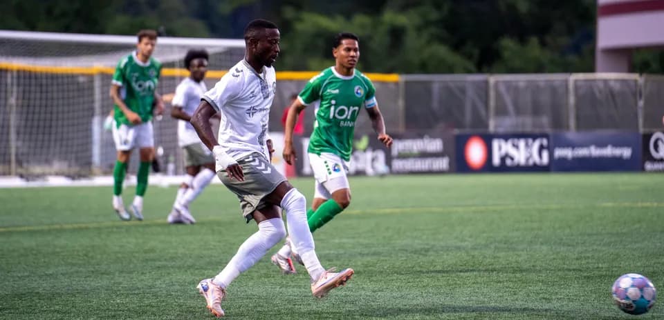 NY Cosmos və Hartford Athletic oyunu
