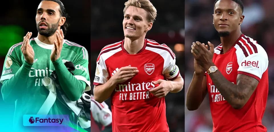 Üç futbolçu, Arsenal formasında alqışlayır