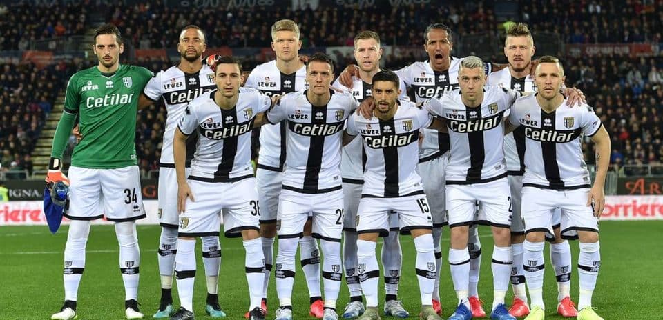 Parma futbol komandası oyun öncəsi