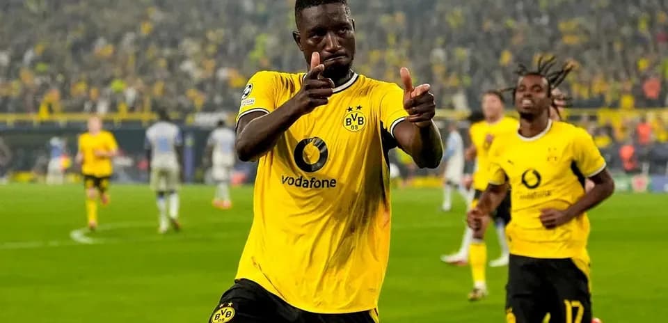 BVB player celebrating a goal on the field