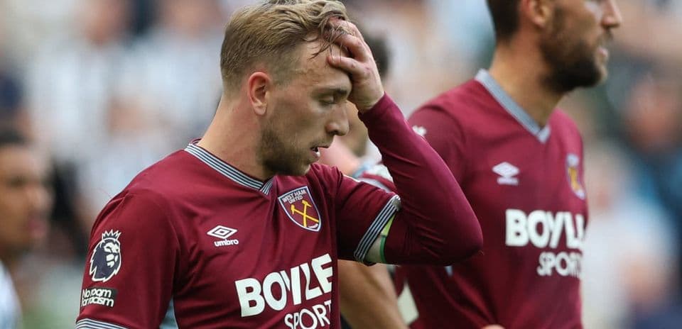 West Ham futbolçusu məğlubiyyətin şokunu yaşayır