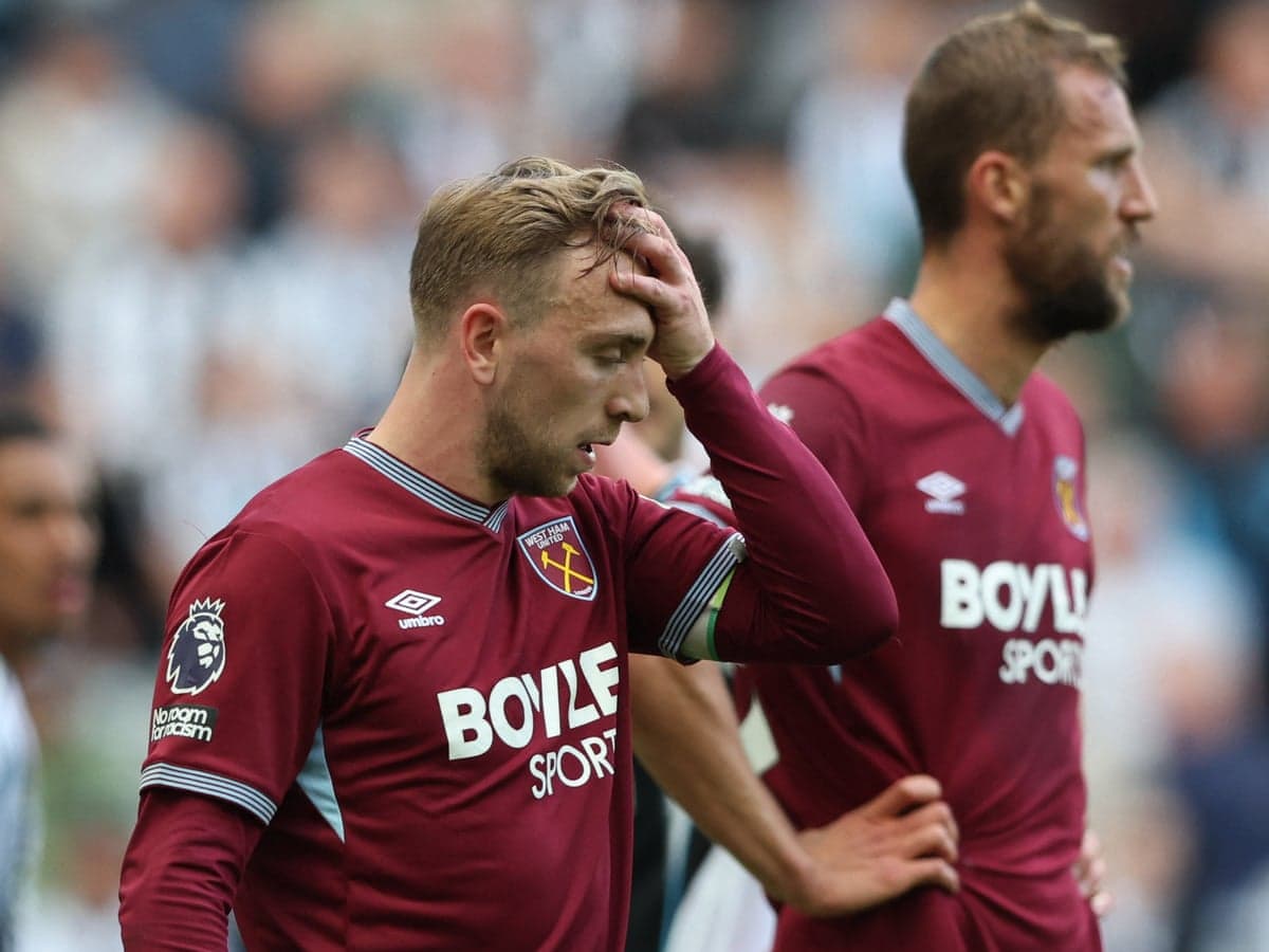 West Ham futbolçusu məğlubiyyətin şokunu yaşayır