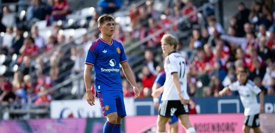 Manchester United player on pitch during match