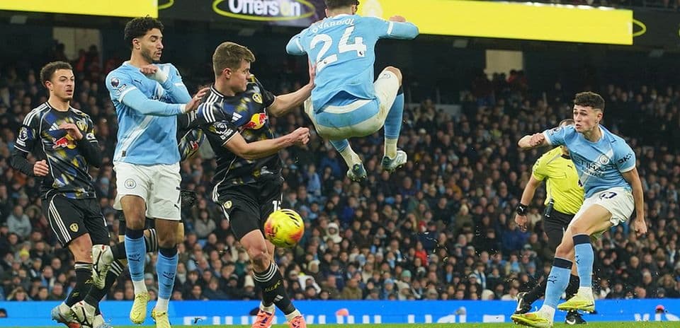 Manchester City vs Leeds: Oyun Stratejisi və Hücum Effektivliyi