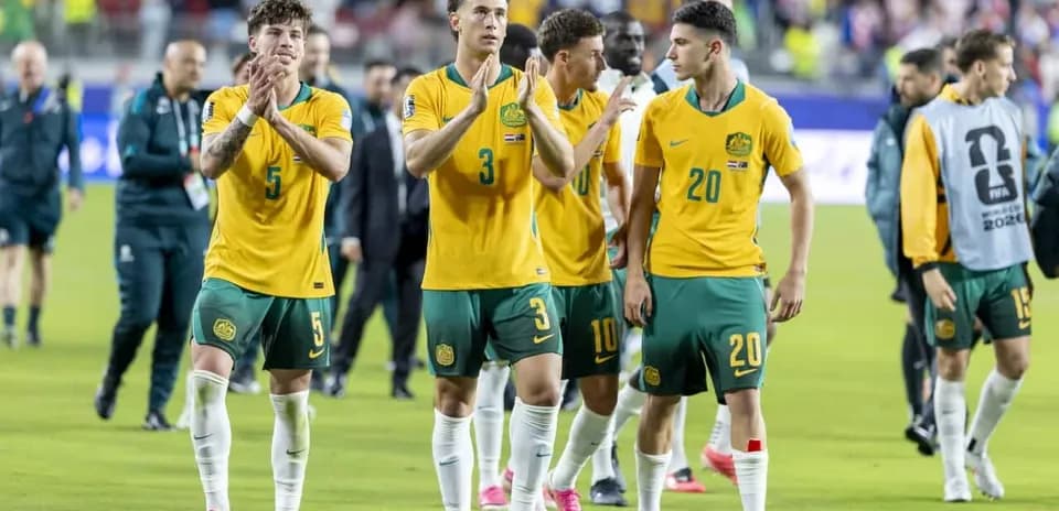 Avstraliya futbol komandası matçdan çıxır