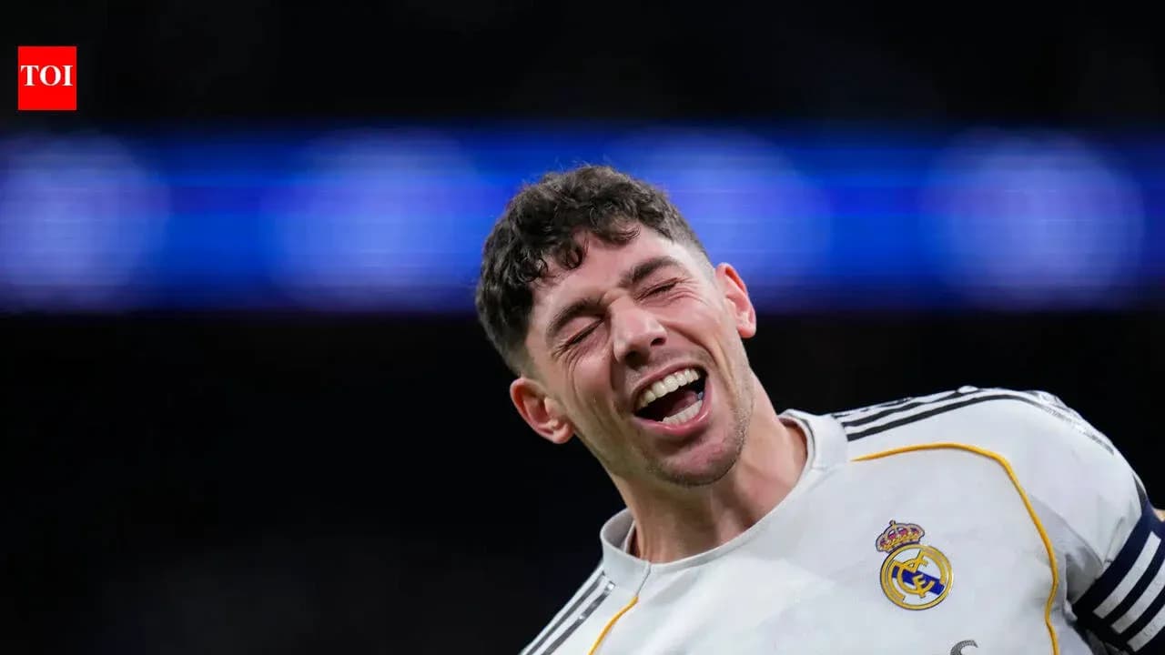 Futbolçunun sevinclə gülümsədiyi an