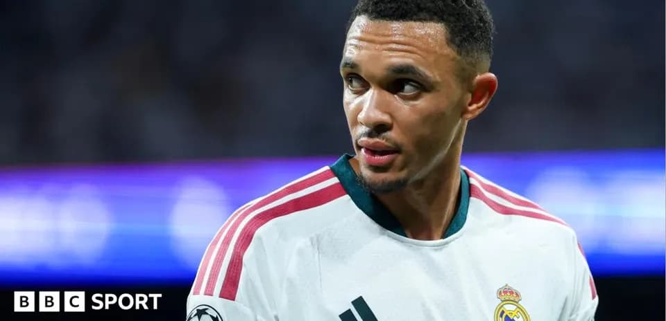 Futbolçu Real Madrid formasında oyunda