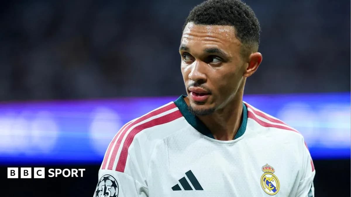 Futbolçu Real Madrid formasında oyunda