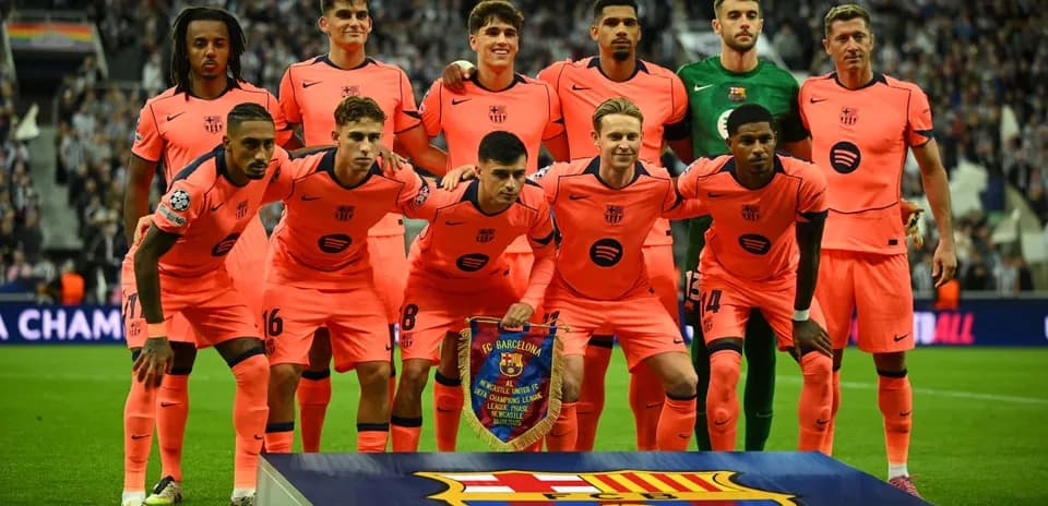Barcelona komandası UEFA Çempionlar Liqasında