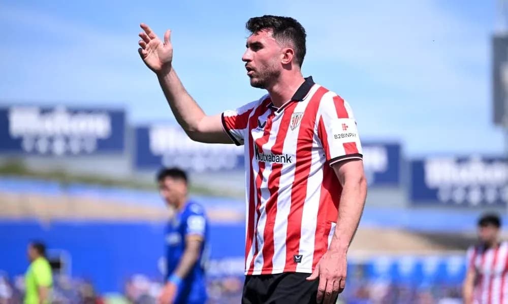 Athletic Bilbao player gesturing during match