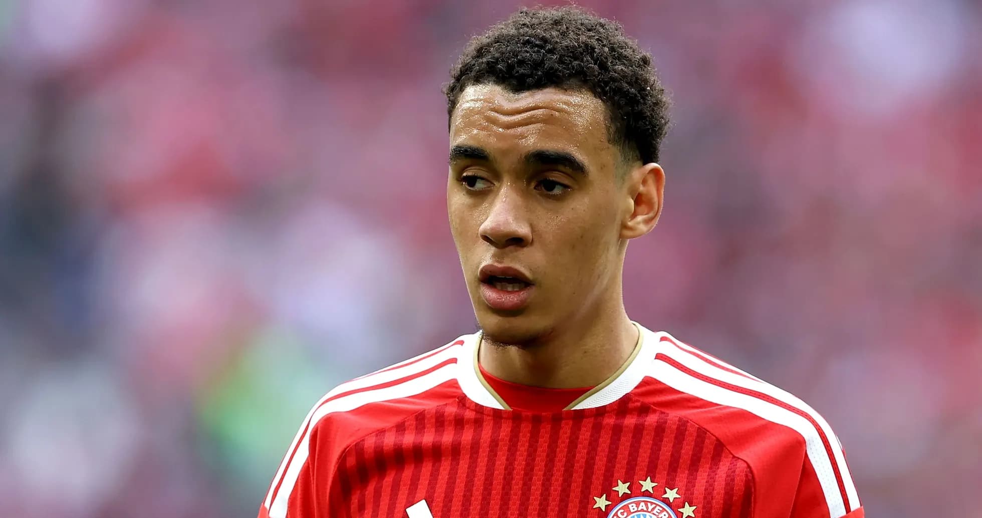 Bayern Munich player in red jersey during match