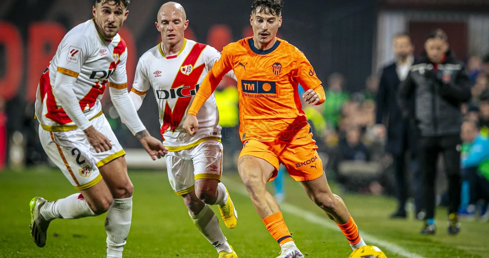 Valensiya və Rayo Vallecano futbolçuları oyunda