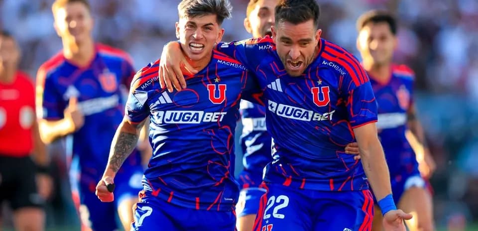 Universidad de Chile futbolçularının sevinci