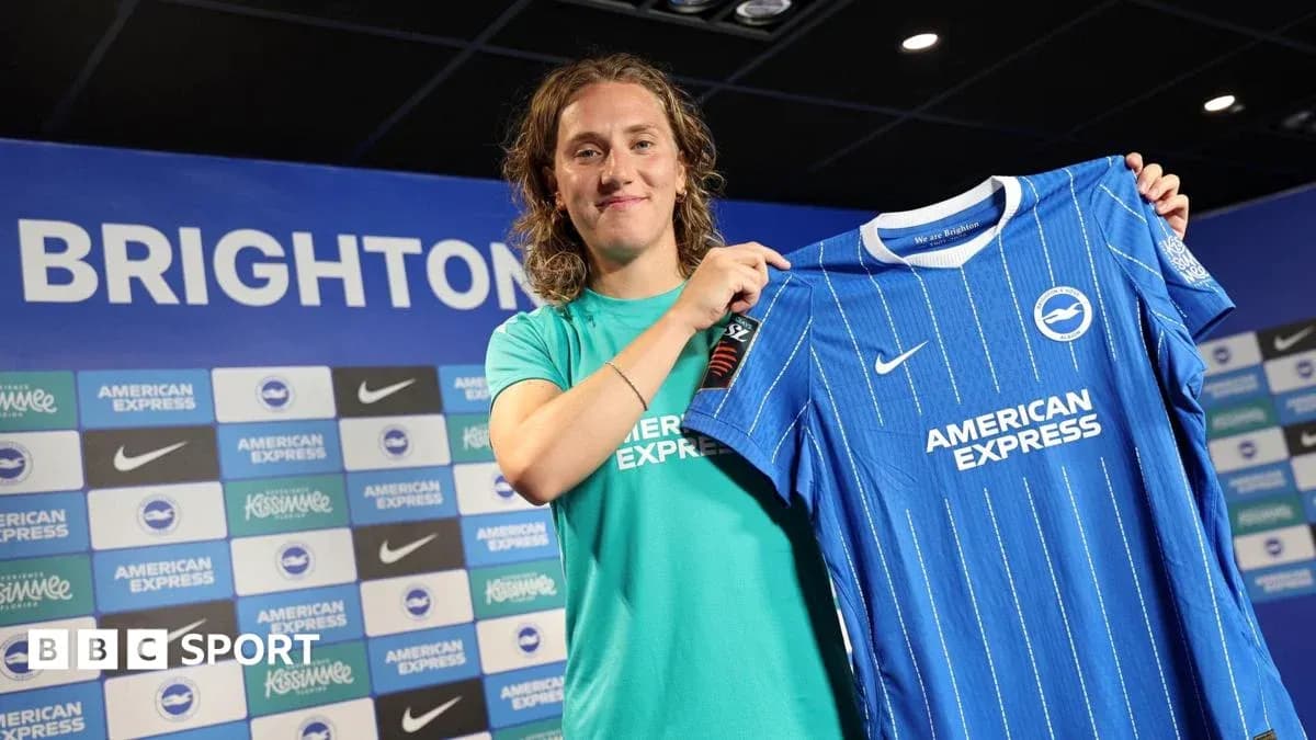 Yeni oyunçu Brighton formasını təqdim edir