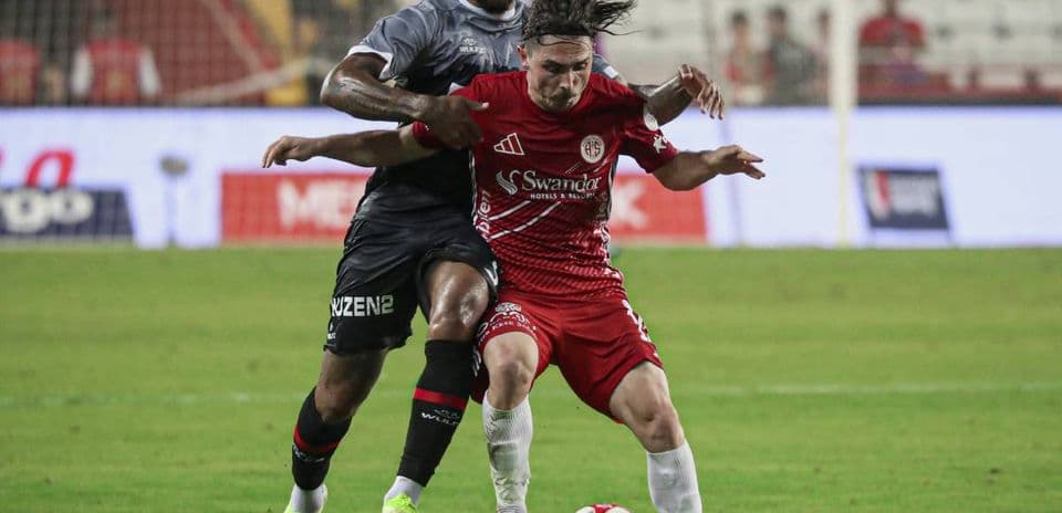 Fatih Karagümrük - Antalyaspor: Süper Lig Müsabakası.jpeg