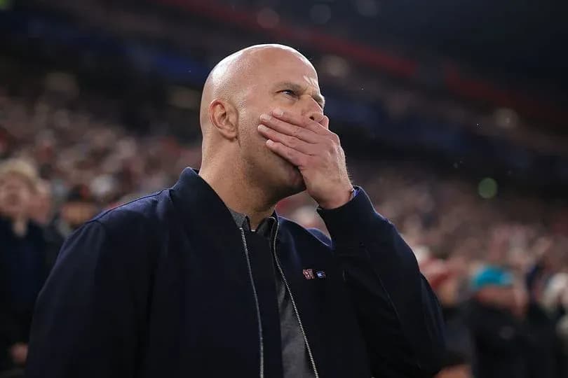 Zinedine Zidane reacting during a football match