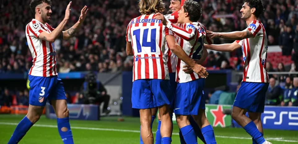 Atletiko Madrid futbolçuları sevinir