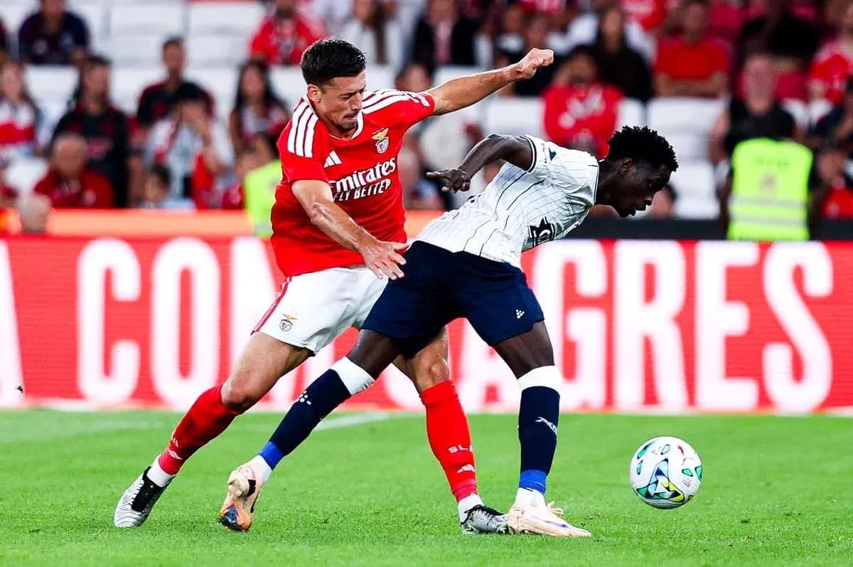 Aarhus və Benfica oyununda mübarizə
