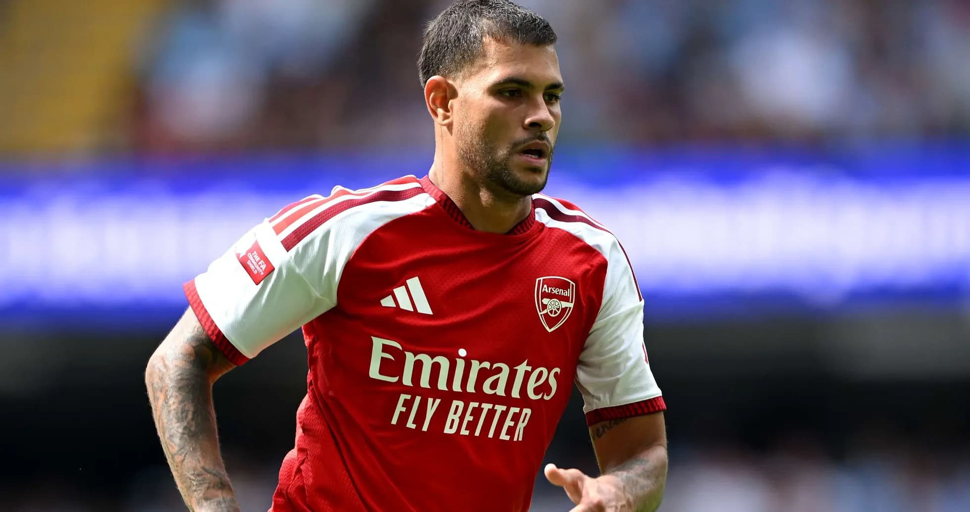 Arsenal oyunçusu matçda