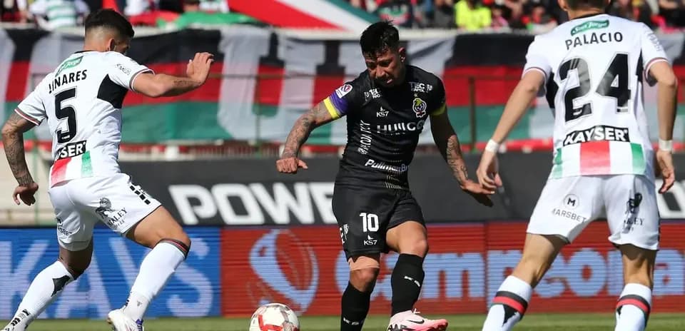Cobresal və Palestino futbol oyunu