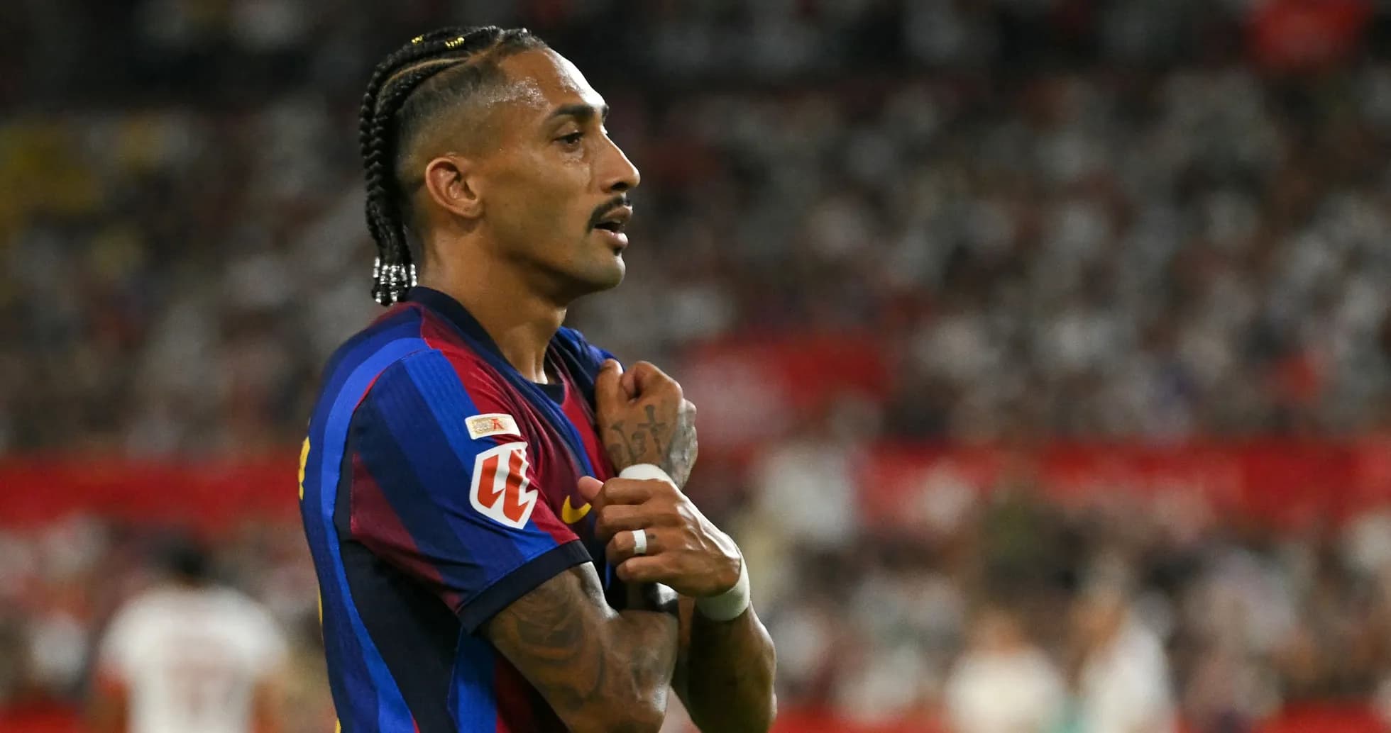 Futbolçu Barcelona formasında oyun zamanı