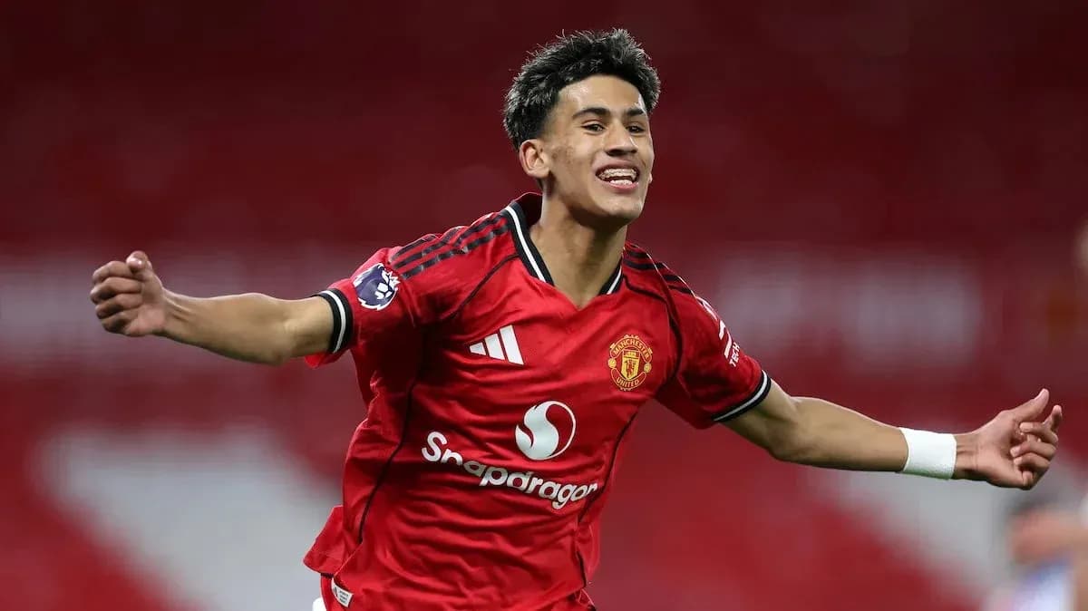 Manchester United player celebrating a goal